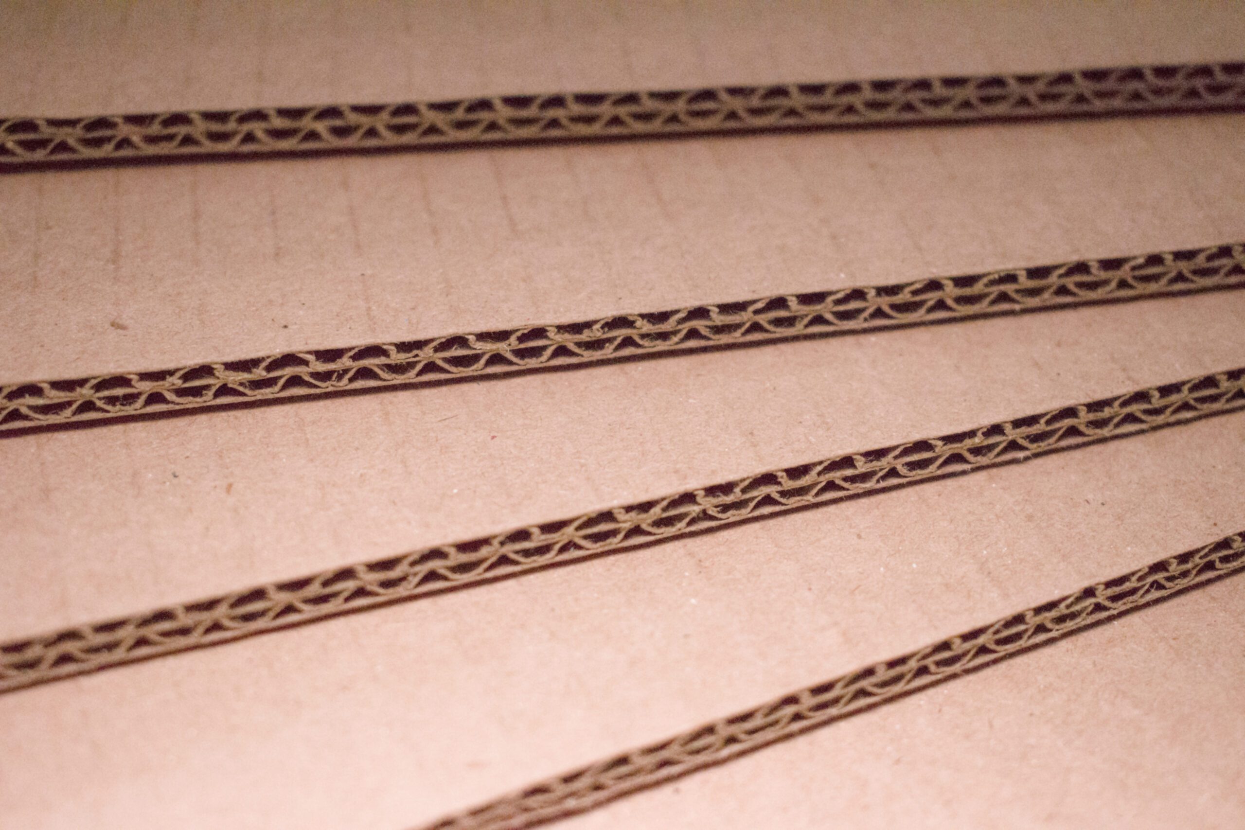 Lamina de Cartón Lámina de cartón ideal para embalaje, protección y empaques.