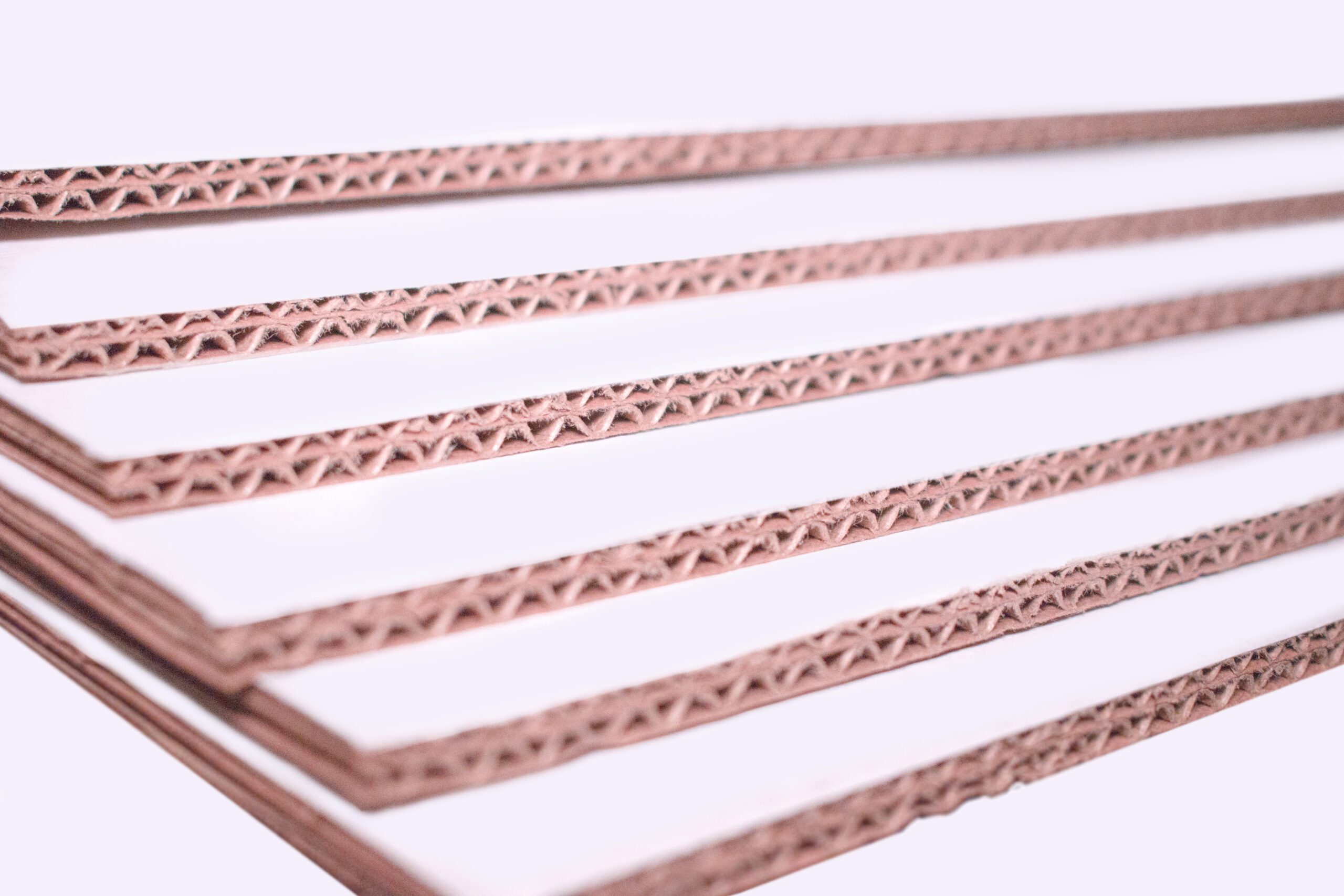 Lamina de Cartón Lámina de cartón ideal para embalaje, protección y empaques.