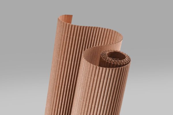 Rollo de cartón corrugado single face, ideal para embalaje y protección de productos.